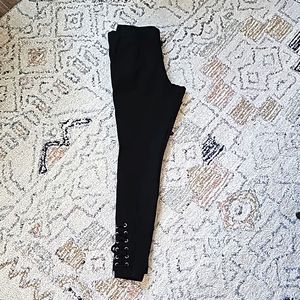 Romeo & Juliet Couture S Black Legging, with Lacing